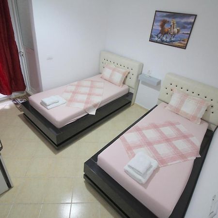 Andy Apartments Sarandë Eksteriør billede