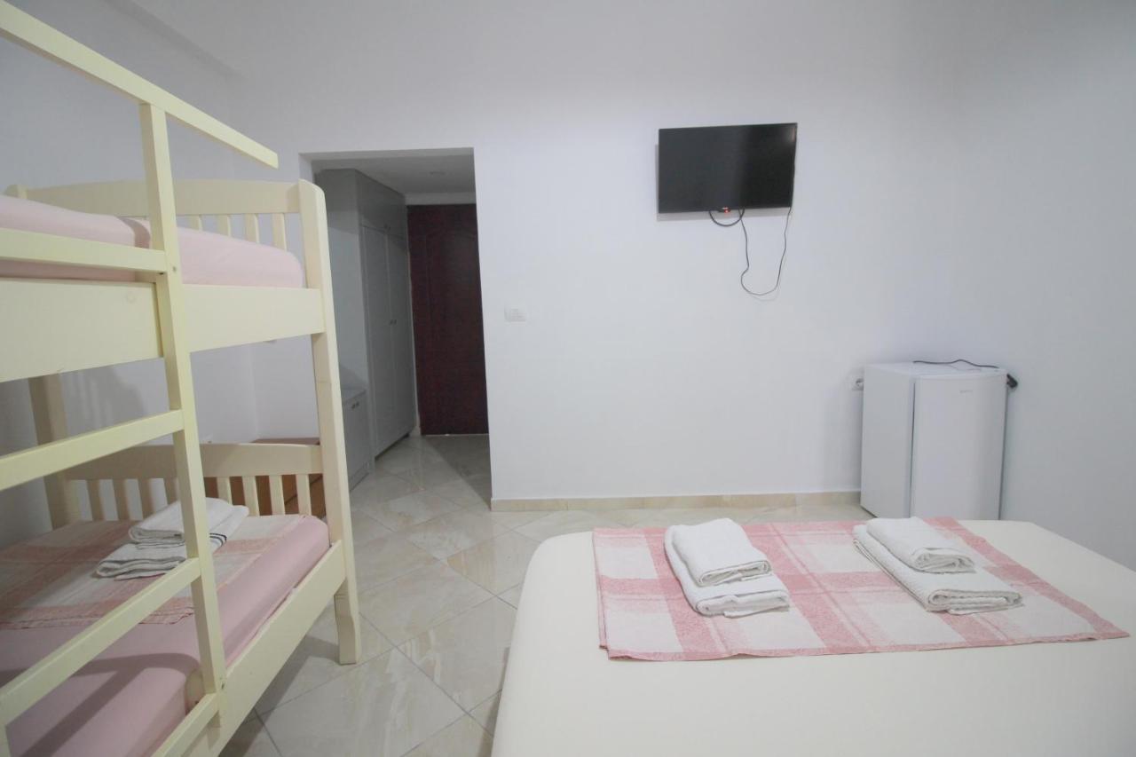 Andy Apartments Sarandë Eksteriør billede