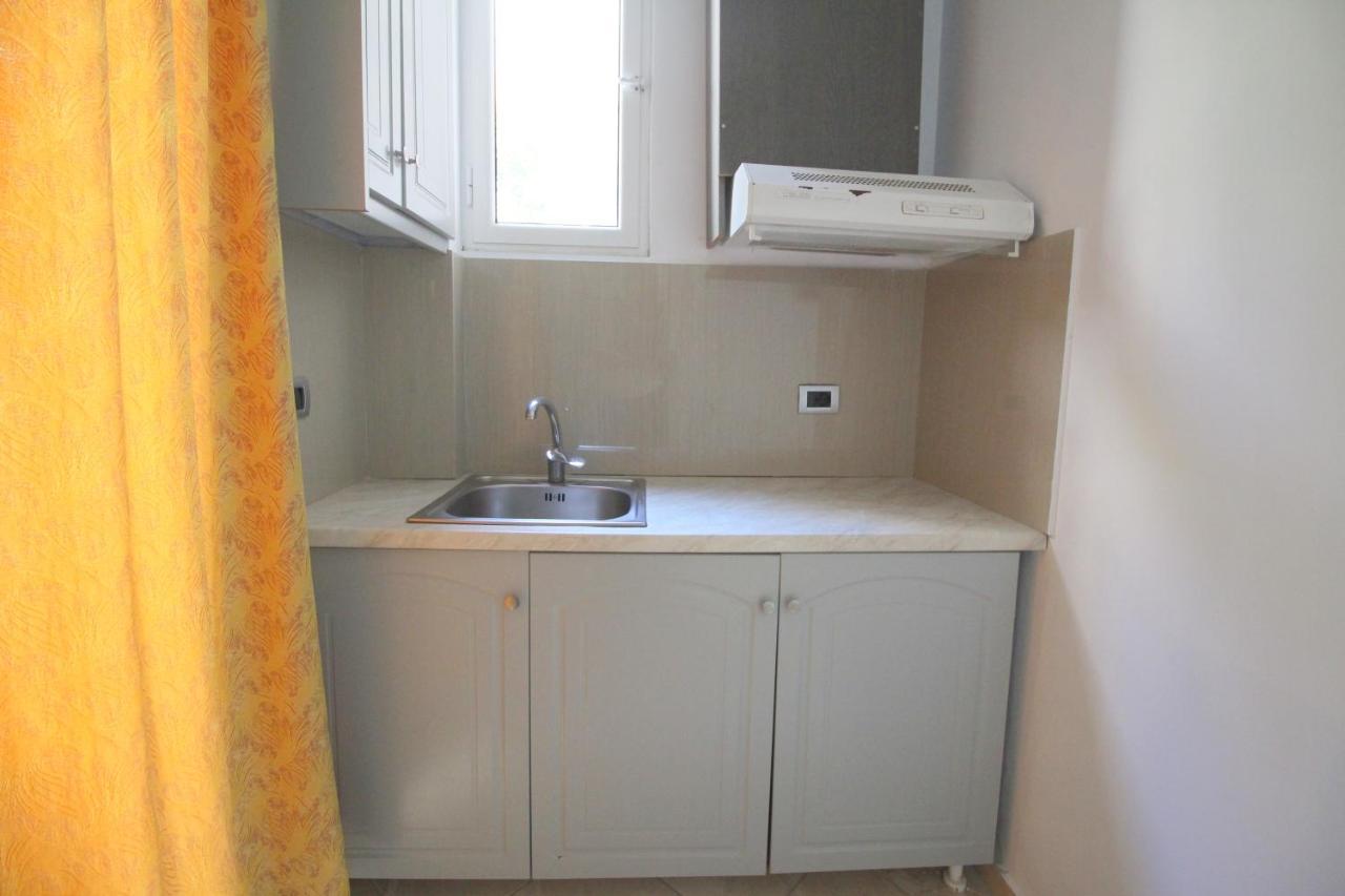 Andy Apartments Sarandë Eksteriør billede
